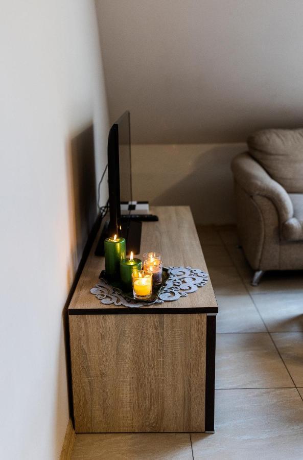 Rodzinny Apartament Folker Венгерска Гурка Екстериор снимка